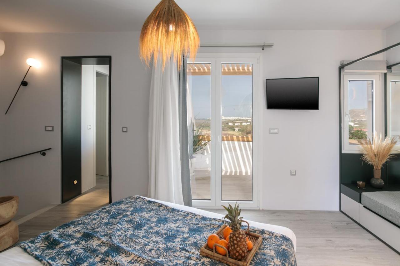 Sunday Luxury Suites Agia Anna  エクステリア 写真
