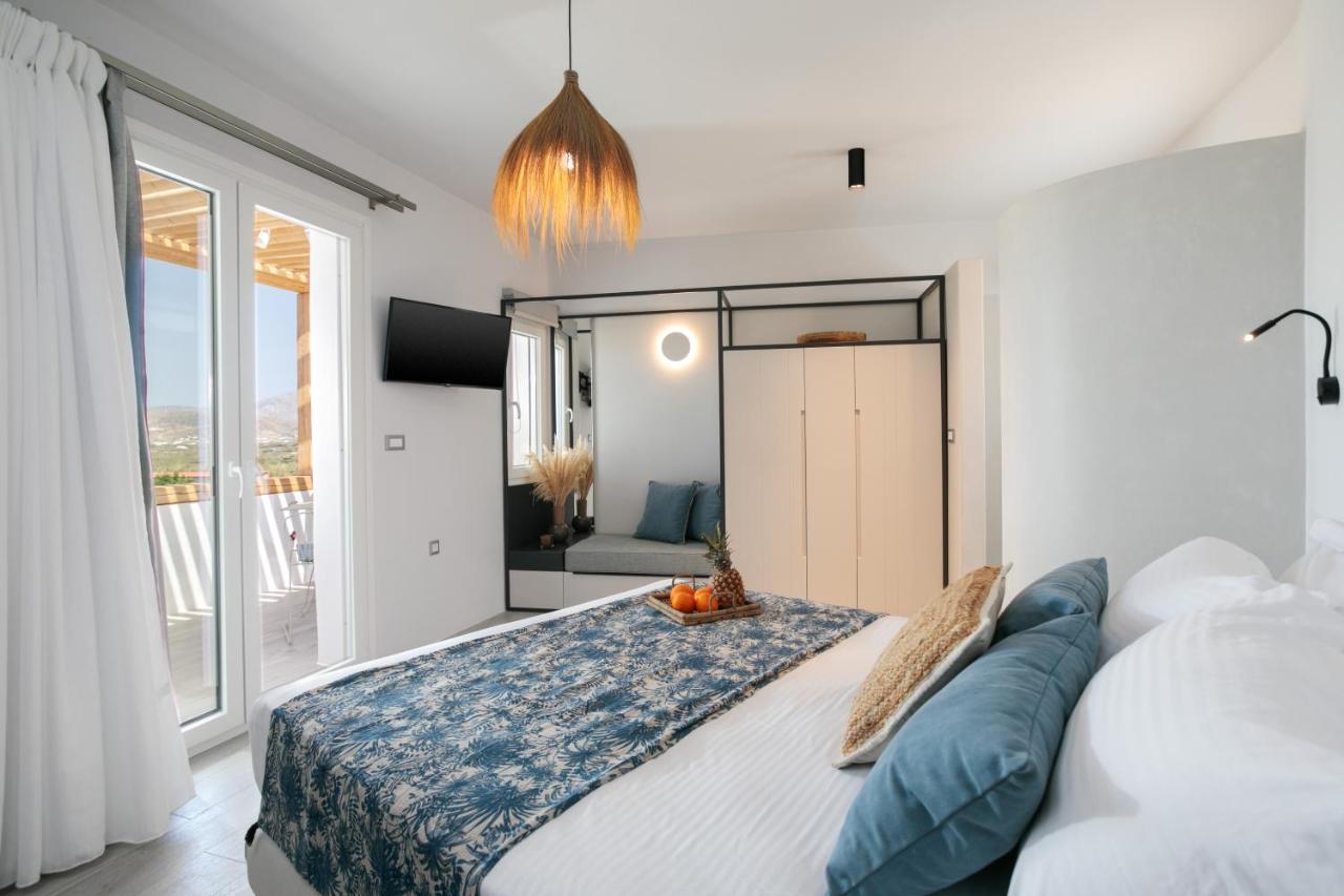 Sunday Luxury Suites Agia Anna  エクステリア 写真
