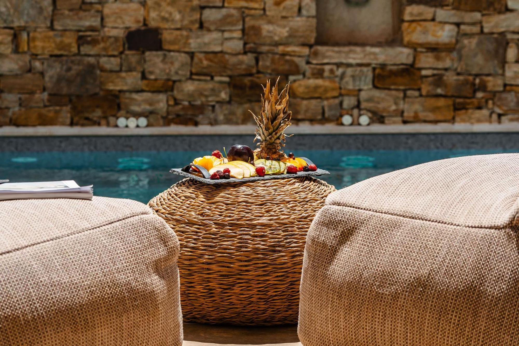 Sunday Luxury Suites Agia Anna  エクステリア 写真
