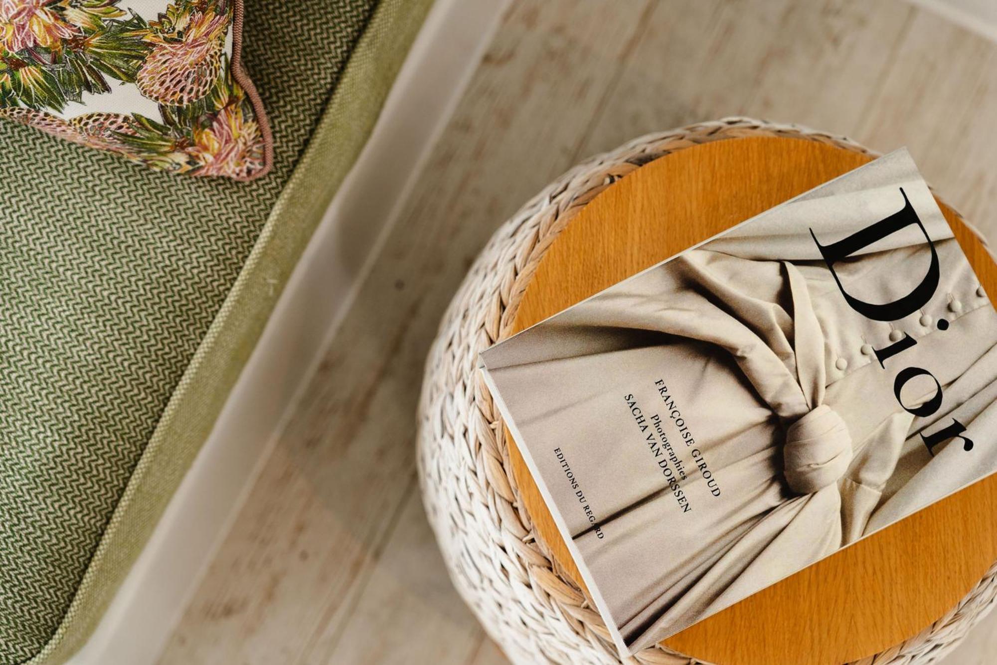Sunday Luxury Suites Agia Anna  エクステリア 写真
