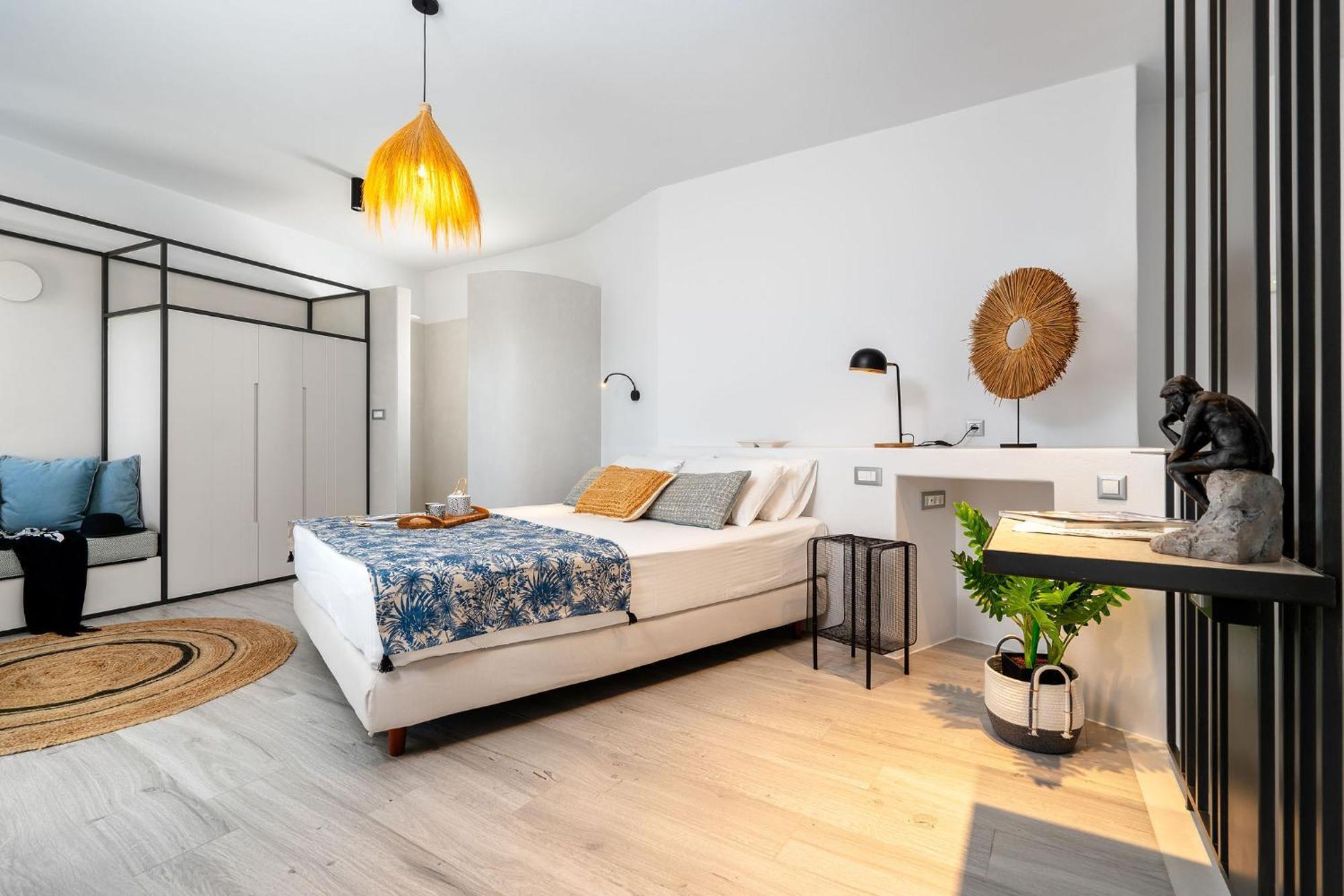 Sunday Luxury Suites Agia Anna  エクステリア 写真