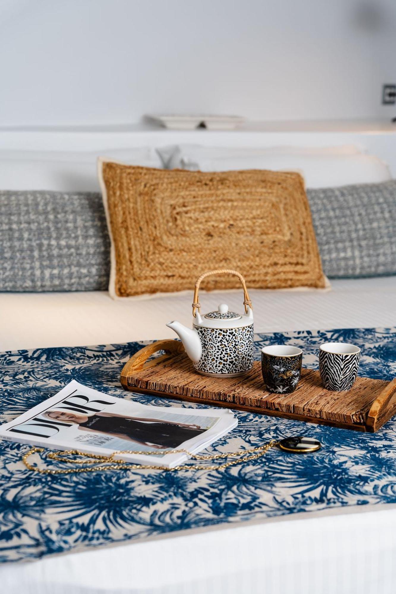 Sunday Luxury Suites Agia Anna  エクステリア 写真